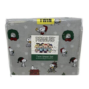 Berkshire Peanuts Snoopy Woodstock Christmas Twin Bedsheet Set Winter Snow